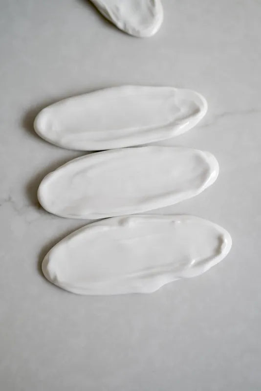 WHITE MEMORIES SERIES BY SHIM SA YOUNG – Chopstick rest