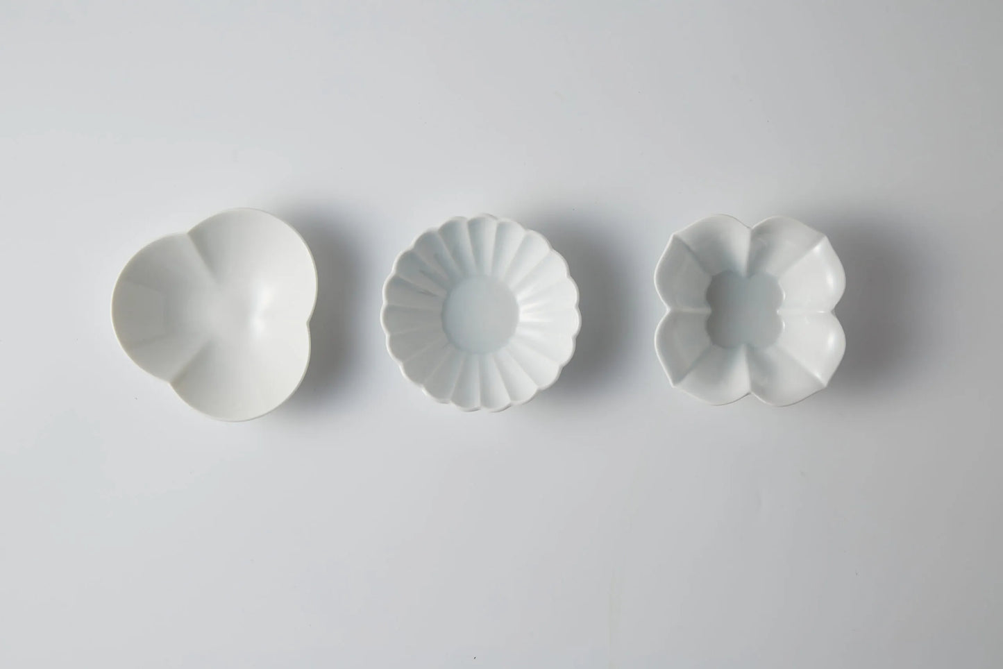 MUJAGI – Flower 04 tiny plate (Gloss)