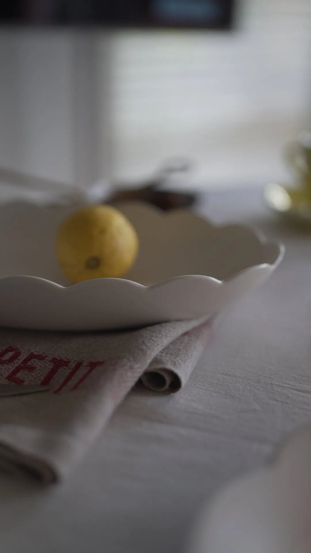 Cloud Oval Bowl(2 Sizes) | Aria Workroom