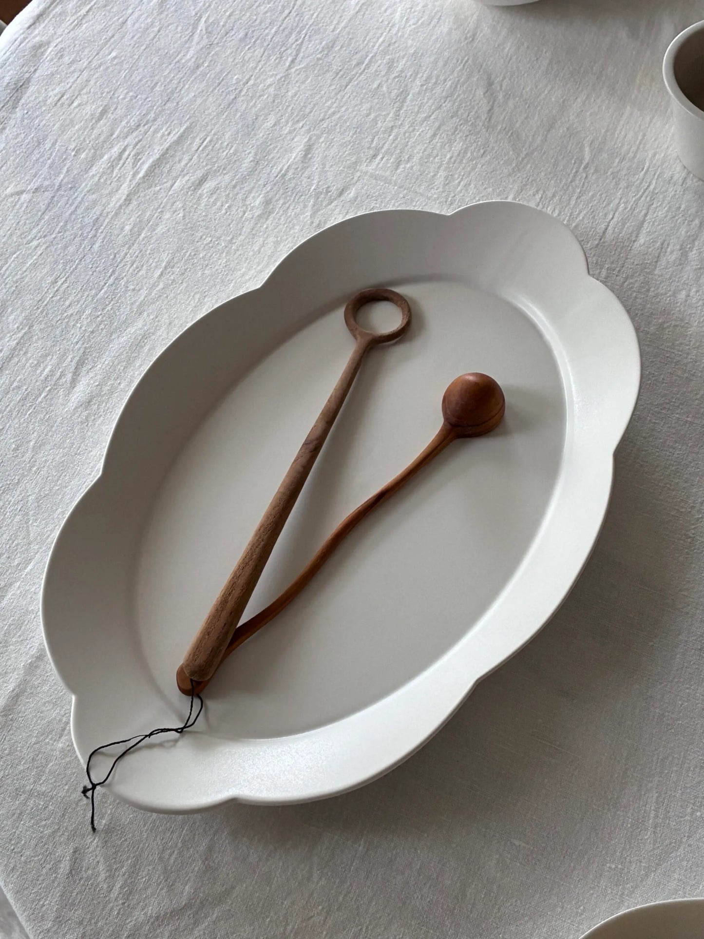 Cloud Oval Plate(3 Sizes) | Aria Workroom