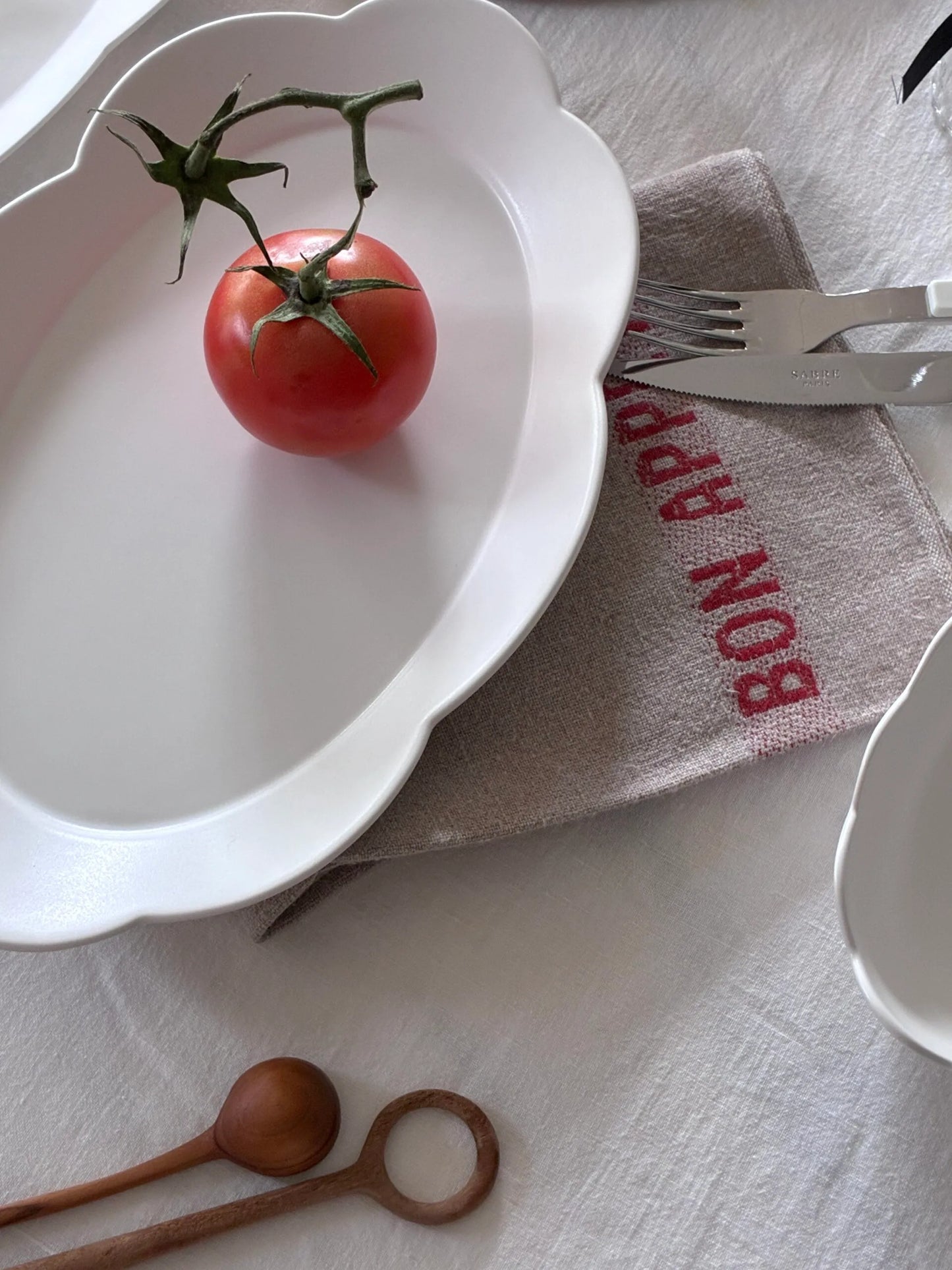 Cloud Oval Plate(3 Sizes) | Aria Workroom